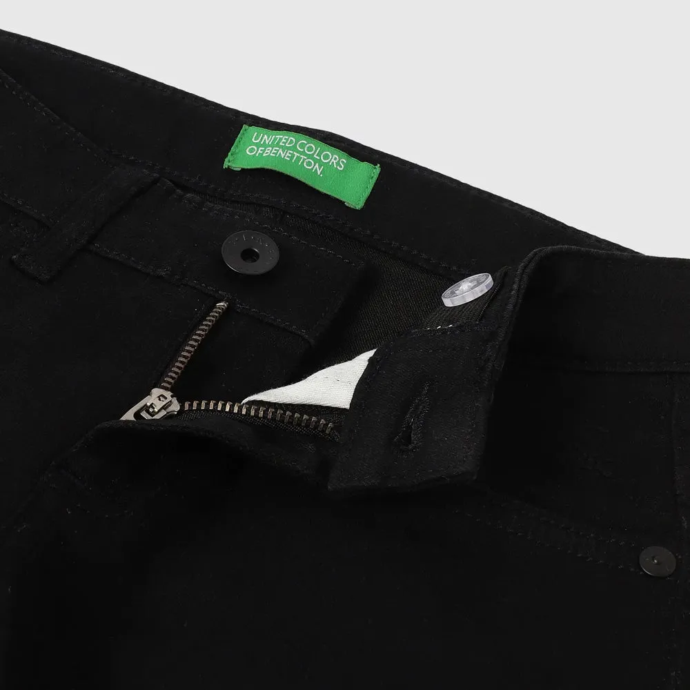 Black Solid Slim Fit Jeans