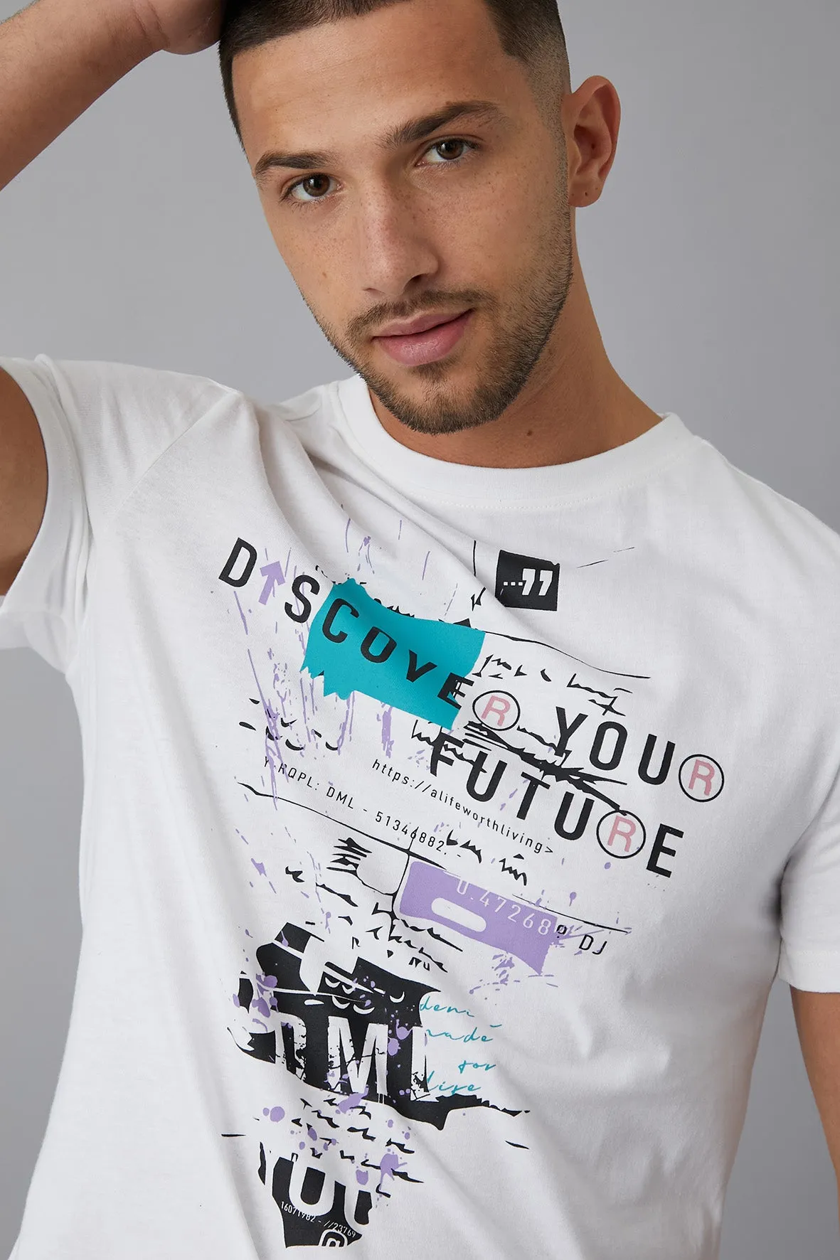 Discovery Printed crew neck t-shirt in optic White